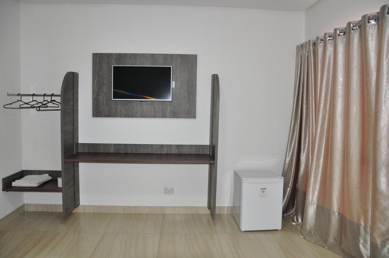 Hotel Sao Miguel Sao Miguel do Araguaia Bagian luar foto