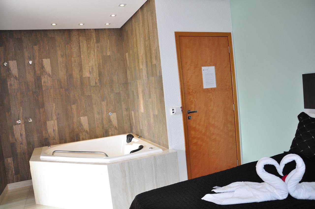 Hotel Sao Miguel Sao Miguel do Araguaia Bagian luar foto